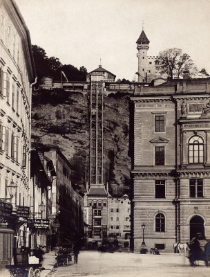 Elektrischer Aufzug auf den Mönchsberg in Salzburg, © IMAGNO/Austrian Archives