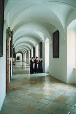 Konventgang im ersten Stock des Stift St. Florian, © IMAGNO/Gerhard Trumler