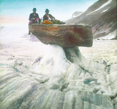Rast auf einem Gletschertisch, © IMAGNO/Öst. Volkshochschularchiv