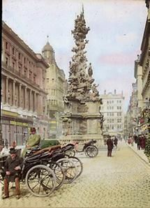 Der Graben mit Fiakern und der Pestsäule