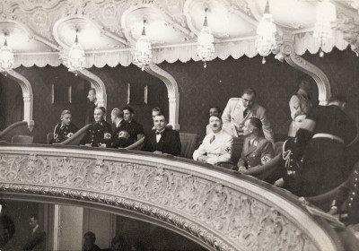 Adolf Hitler bei einer Aufführung von W. A. Mozart, © IMAGNO/Austrian Archives