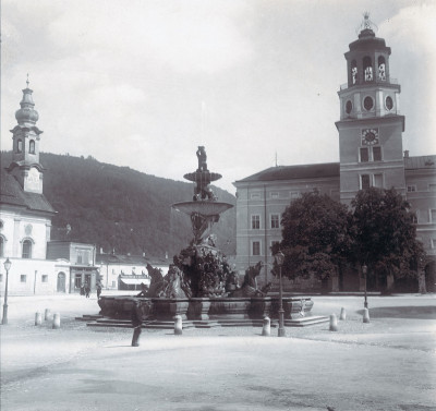 Der Salzburger Residenzplatz, © IMAGNO/Austrian Archives