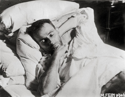 Egon Schiele auf dem Totenbett, © IMAGNO/Austrian Archives