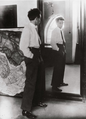 Egon Schiele und sein Spiegelbild, © IMAGNO/Austrian Archives
