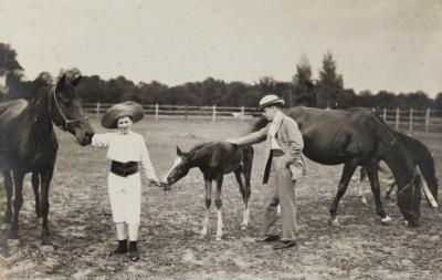 Ungarische Aristokraten mit Pferden, © IMAGNO/Austrian Archives