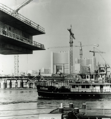 Der Neubau der Reichsbrücke, © IMAGNO/Barbara Pflaum