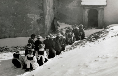 Gruppe in Zillertaler Tracht, © IMAGNO/Austrian Archives