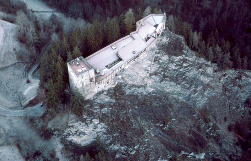 Bild 'RedakII_130_Burg_Berneck_Kaunertal_1'