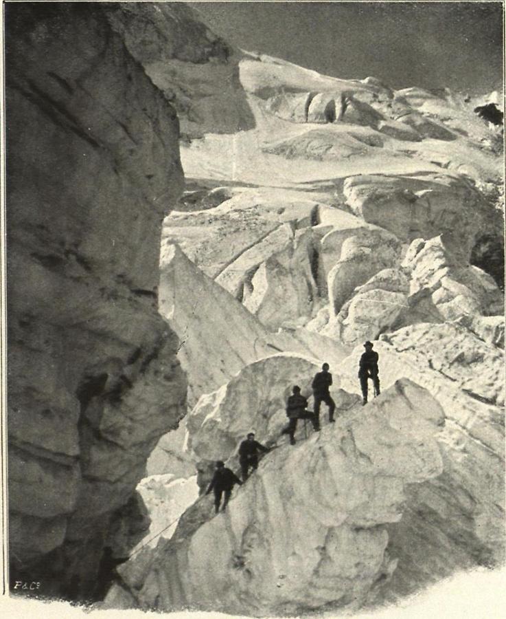 Illustration Gletscherspalten