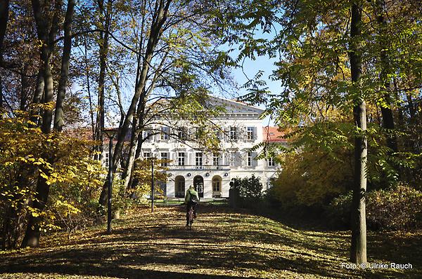 Park der Hochschule für Musik und darstellende Kunst