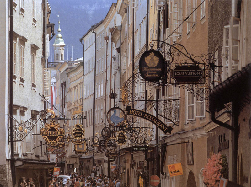 Salzburg, Getreidegasse