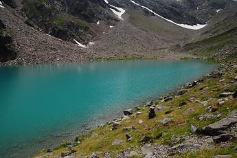 Stubaier Alpen, blaue Lacke