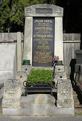 Grabstein Herzl - Photo: P. Diem