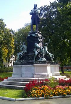 Persönlichkeitsdenkmal Wilhelm von Tegetthoff, Tegetthoffplatz, Graz