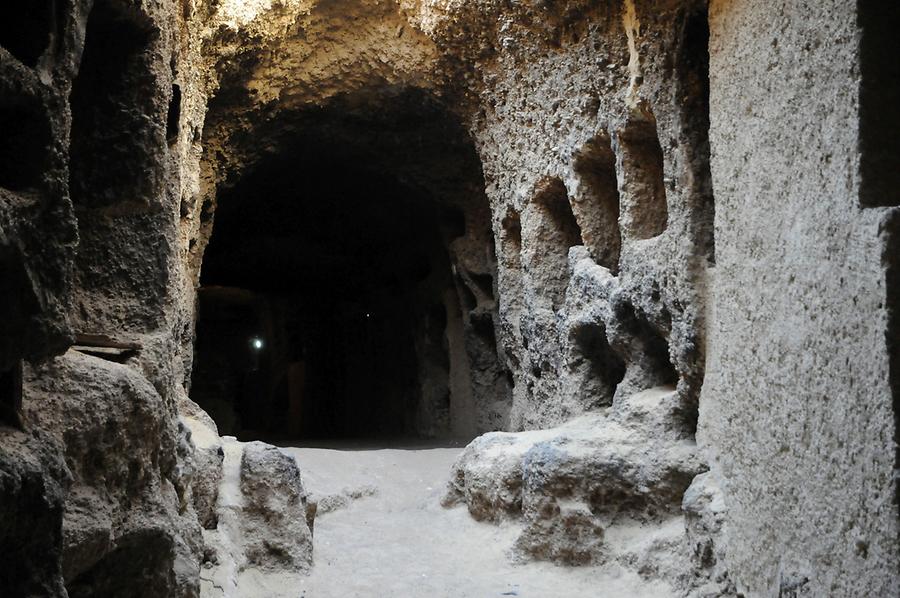 Catacombs Tuna el-Gebel