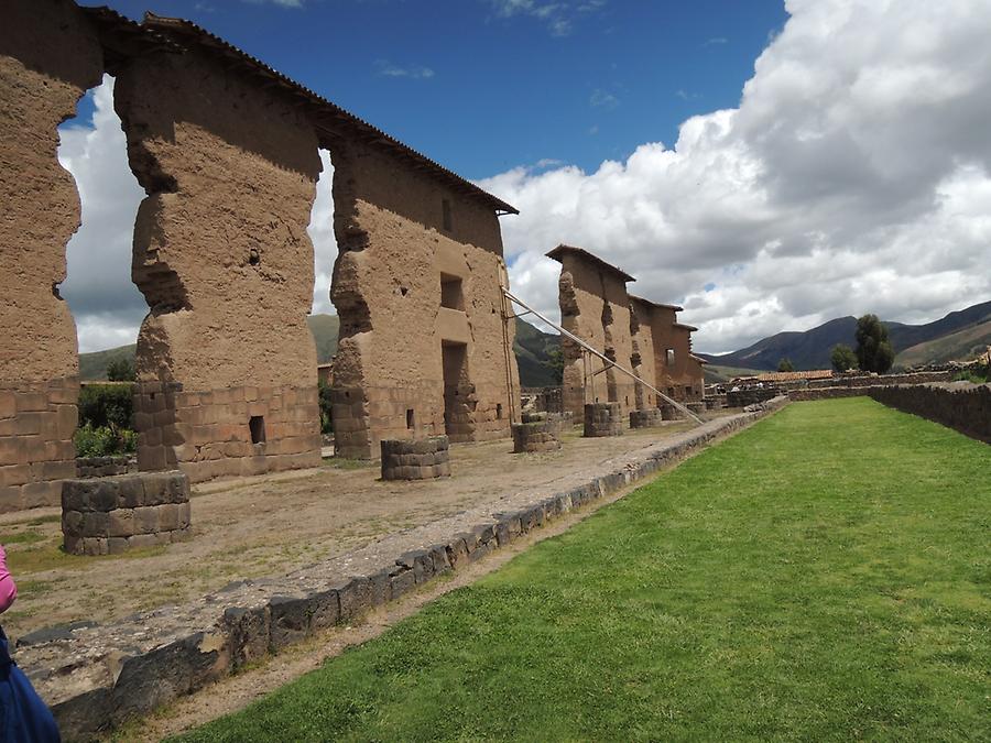 Raqchi - Temple of Wiracocha