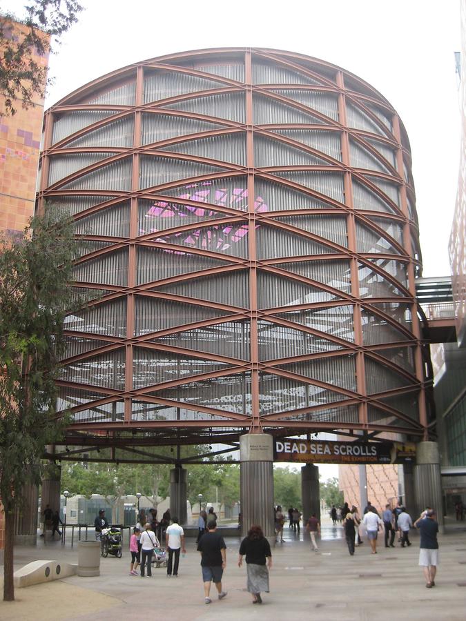 LA Exposition Center California Science Center