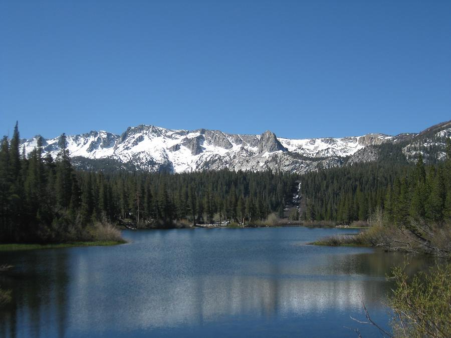 Mammoth Lakes Twin Lakes