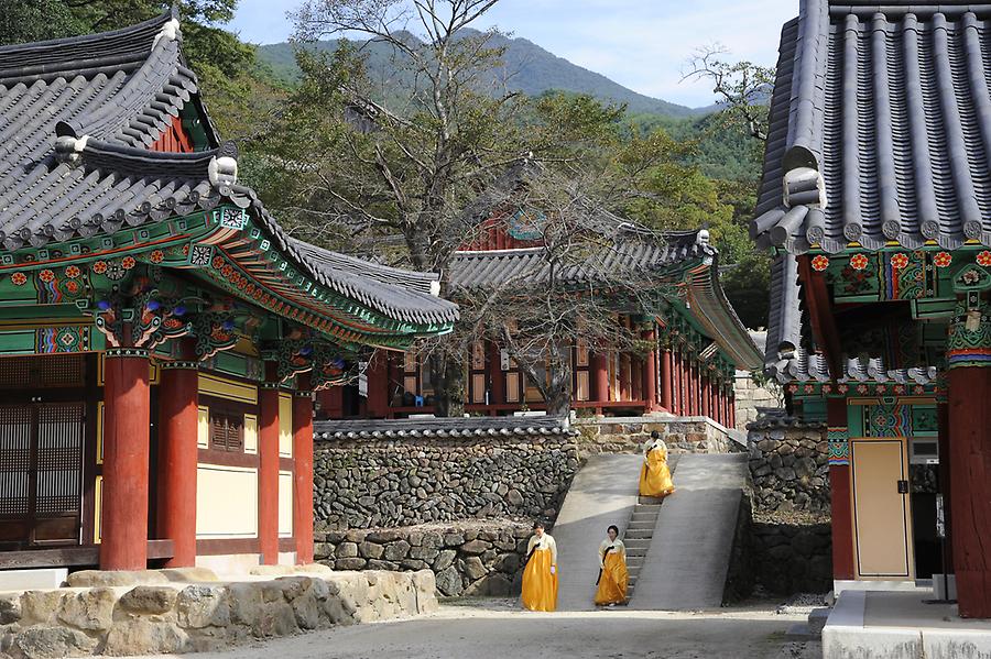 Hwaeom Temple