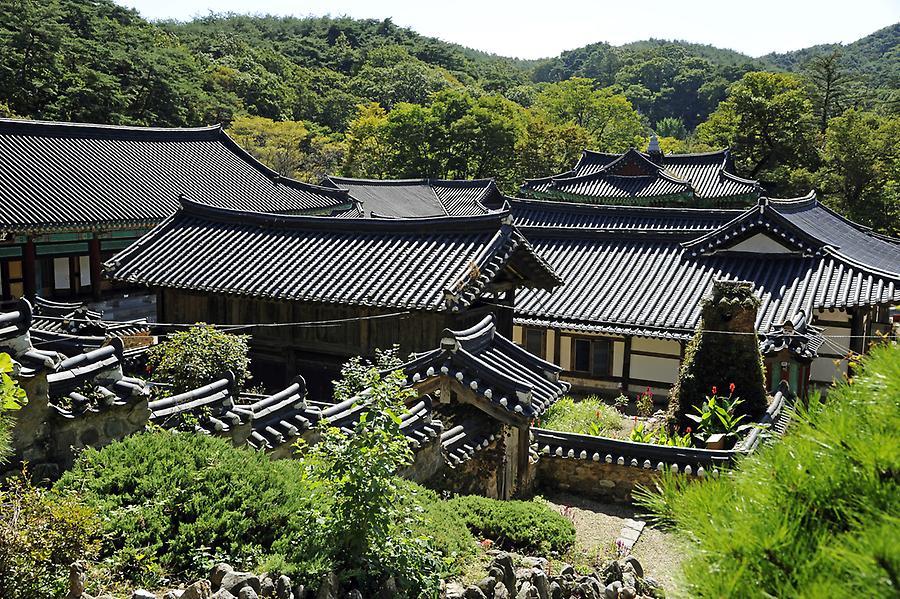 Magok Temple