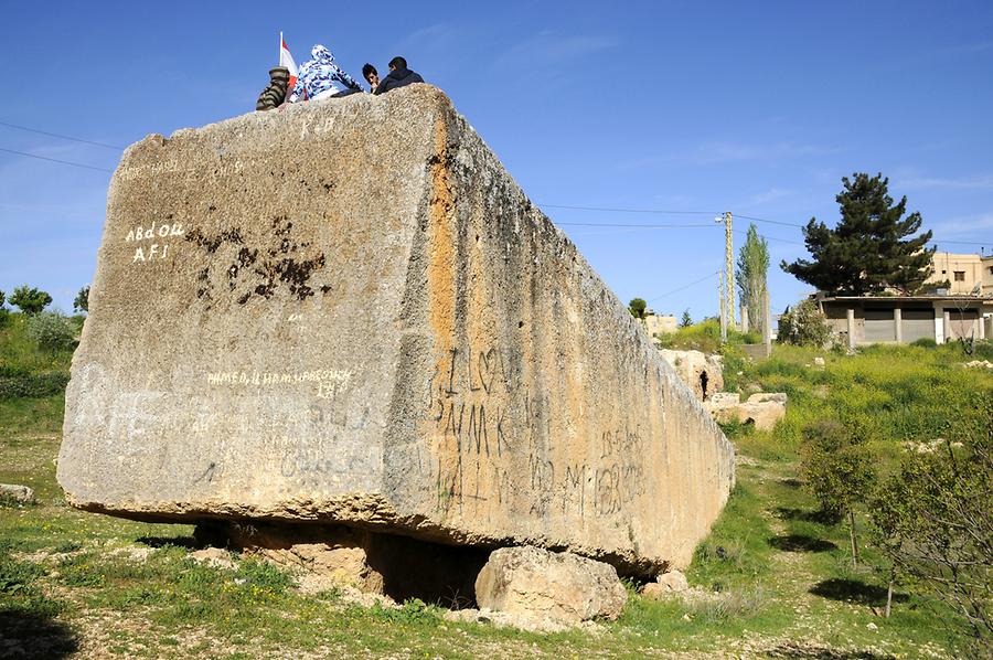 Stone of the pregnant woman