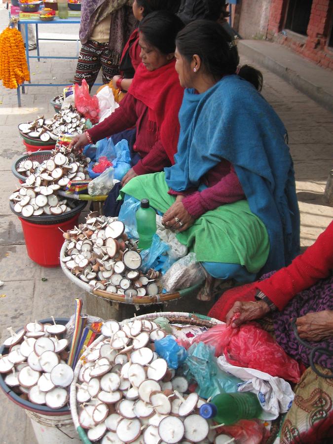 Patan Saleswomen