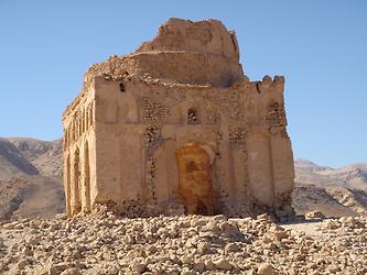 From Muscat into the desert