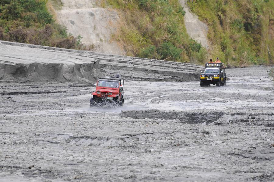 On the way to the Hot Springs of Pinatubo