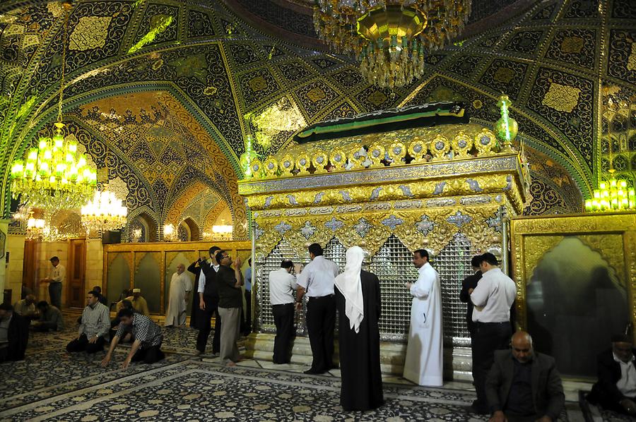 Inside the Ruqayya Mosque