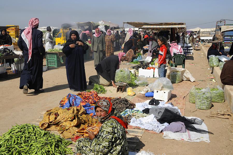 Beduin vegetable market