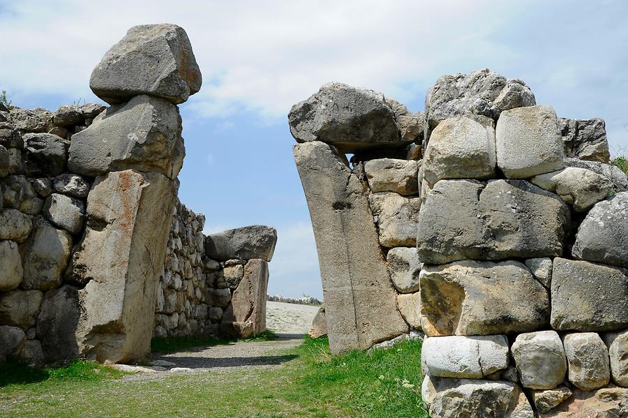 The King’s Gate of Hattusa