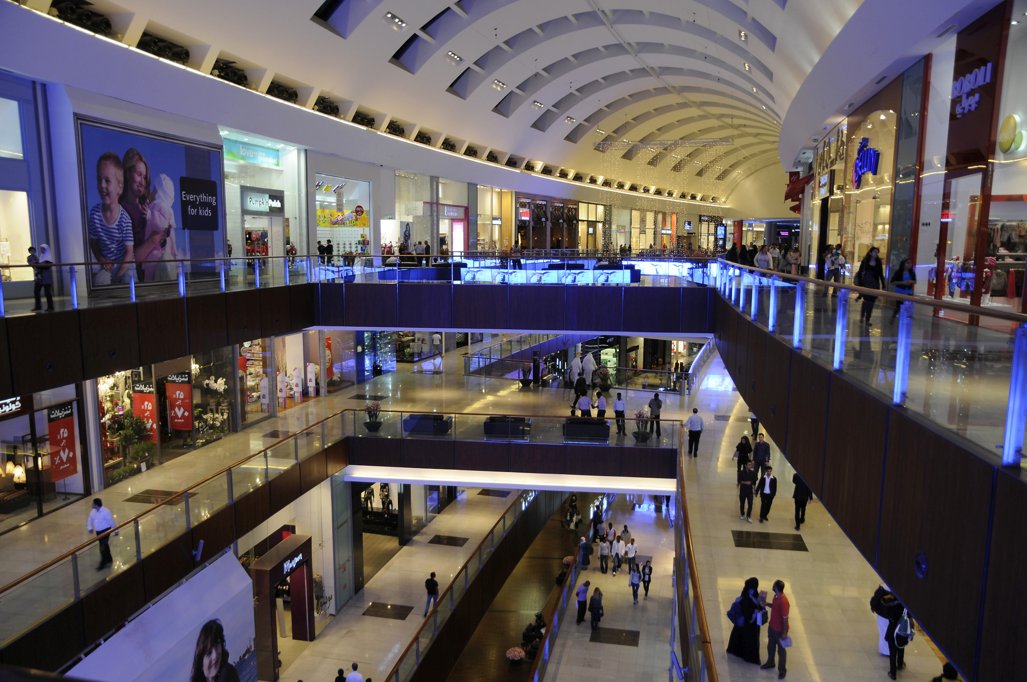 dubai-mall-inside-9-downtown-dubai-pictures-geography-im-austria-forum