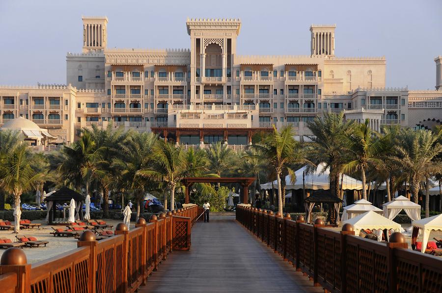 Al Qasr