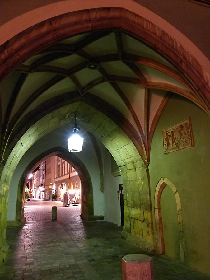 Straubing - City tower - Gothic passage