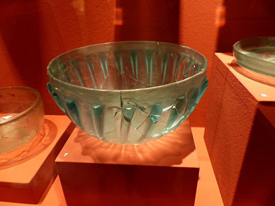 Straubing - Roman treasures - Glass rib bowl