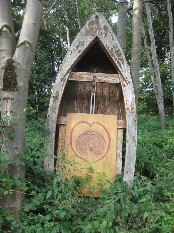 Breitbrunn - Uferweg bei Weingarten - Labyrinth 'Offenes Herz'