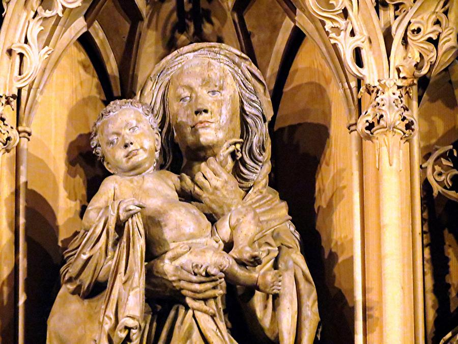 Heilbronn - St. Kilian's Church; Shrine, Madonna