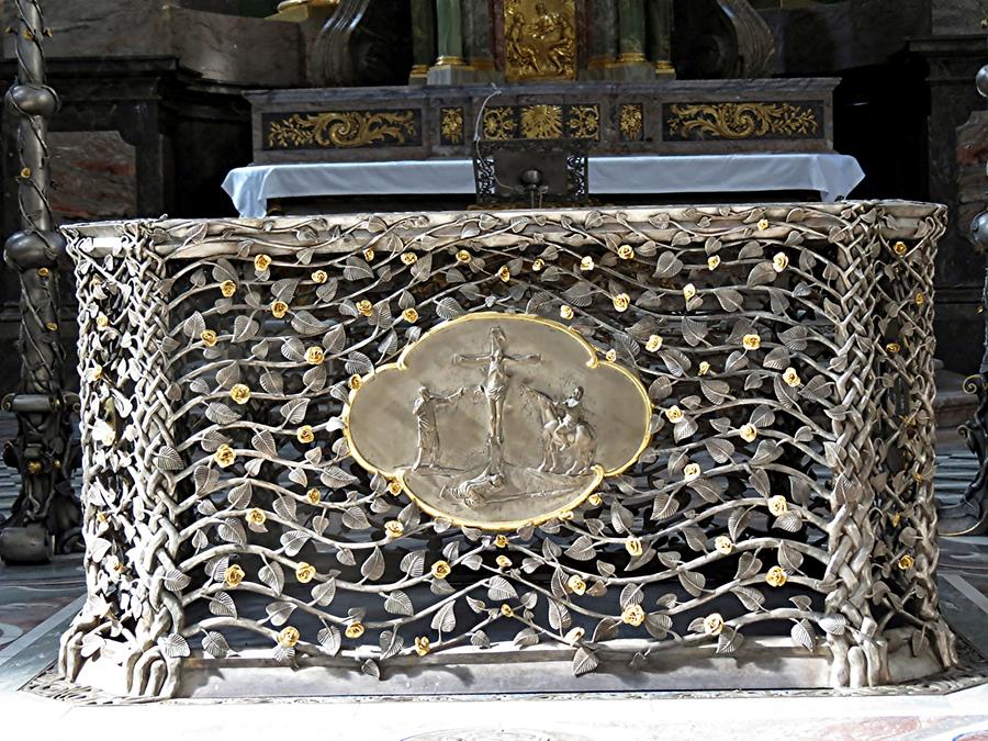 Mannheim - Church of the Jesuits; People's Altar