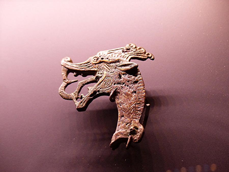 Haithabu - Gripping Beast-shaped Metal Jewelry (approx. 850 - 950 AD)