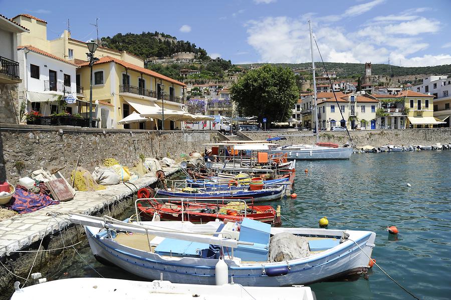 Port Nafpaktos