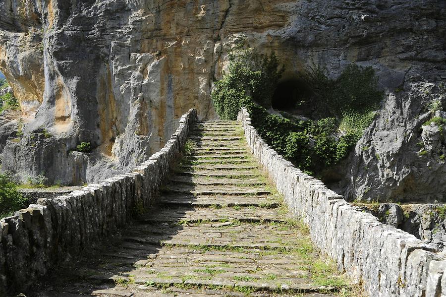 Bridge tou Kondodimou Kipi