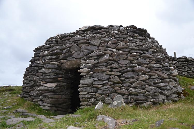 beehive hut on the Dingle peninsula