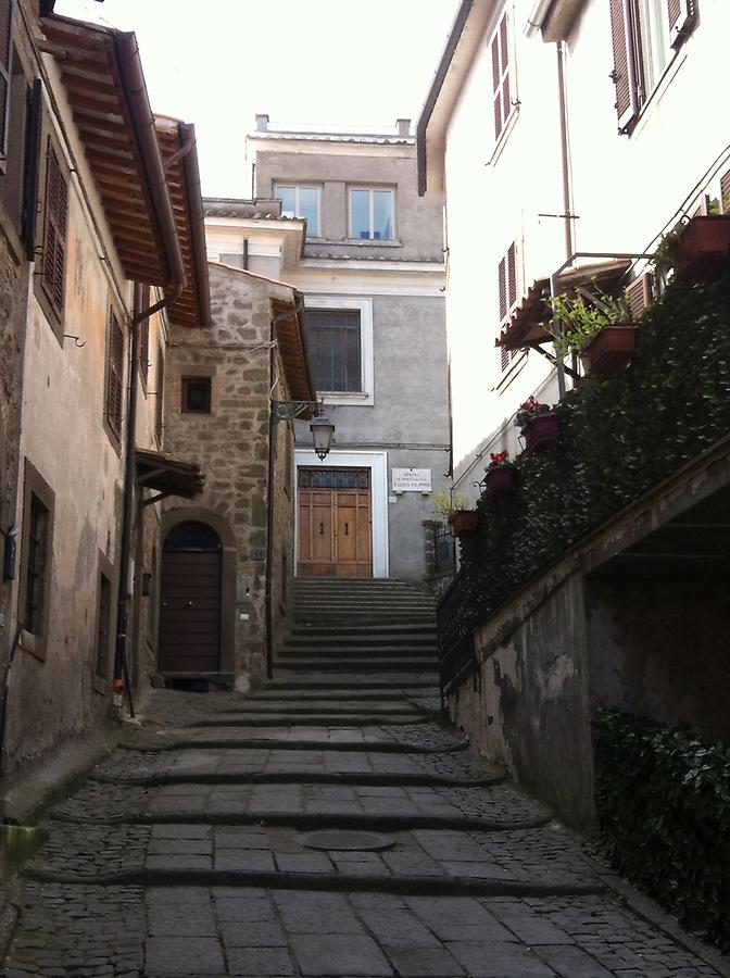 Montefiascone - Alleyway