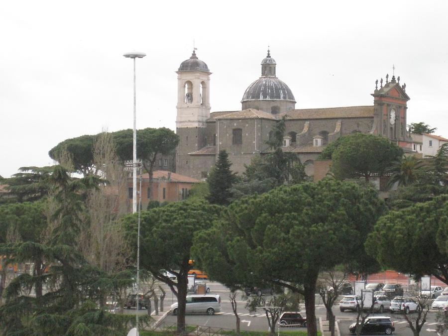 Viterbo - Chiesa della SS Trinita - Chiesa della SS Trinita seen from the Belvedere of the Palazzo Comunale