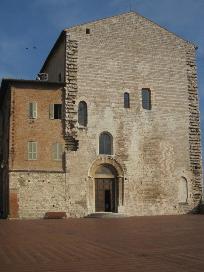 Gubbio - Piazza Grande - Palazzo Pretorio