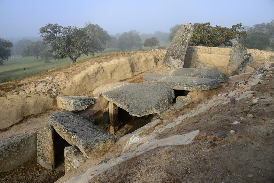 Dolmen de Lácara