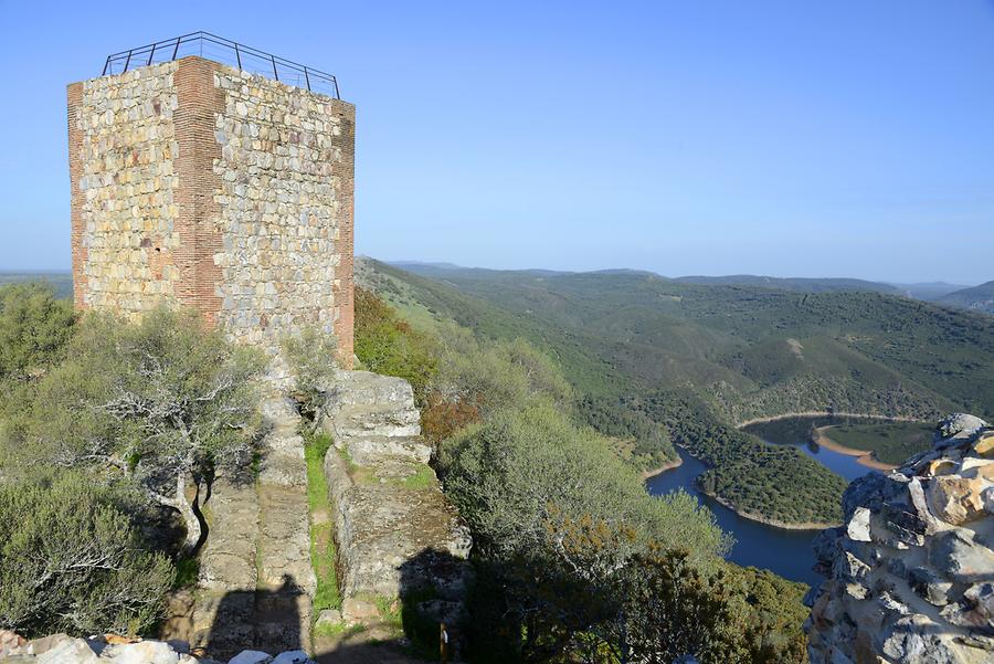 Castle of Monfragüe