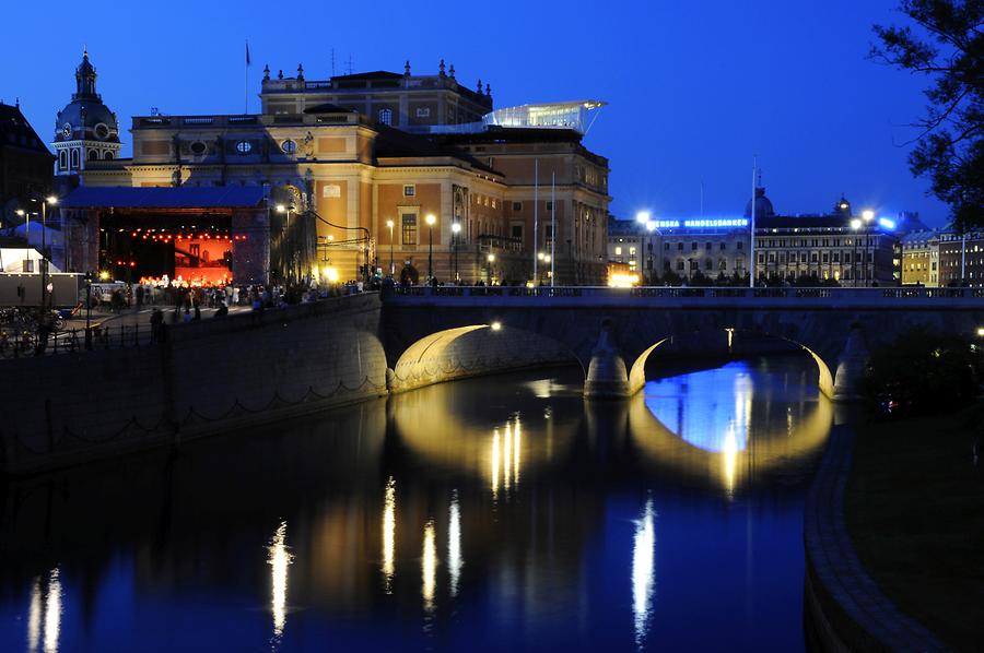 Opera at night