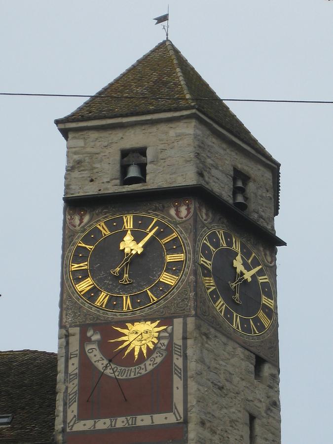 Rapperswil - Schlossturm - Turm- und Sonnenuhr