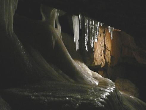 Eishöhle